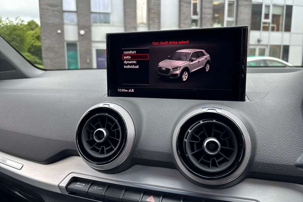 Audi Q2 Audi Estate 35 Tfsi S Line S Tronic Grey #23