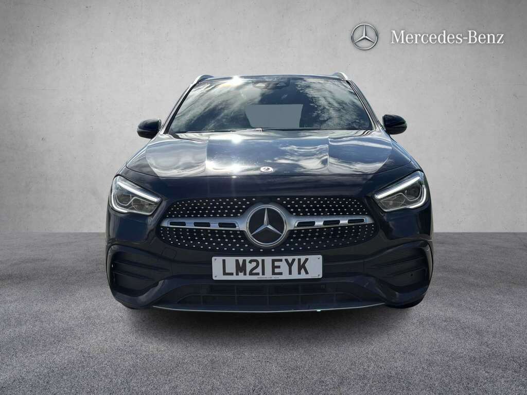 Mercedes-Benz GLA Class 200D Amg Line Premium 2021 LM21EYK Black #2