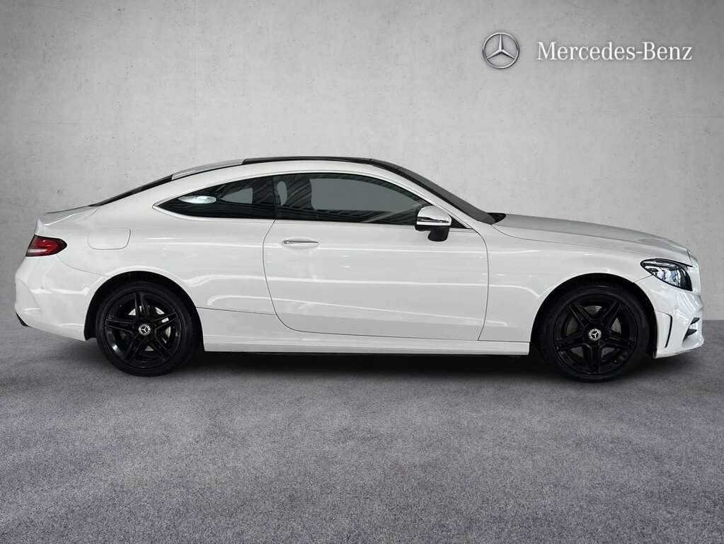 Mercedes-Benz C Class C300d 4Matic Amg Line Premium Plus 9G-tronic 2 WR68MPO White #4
