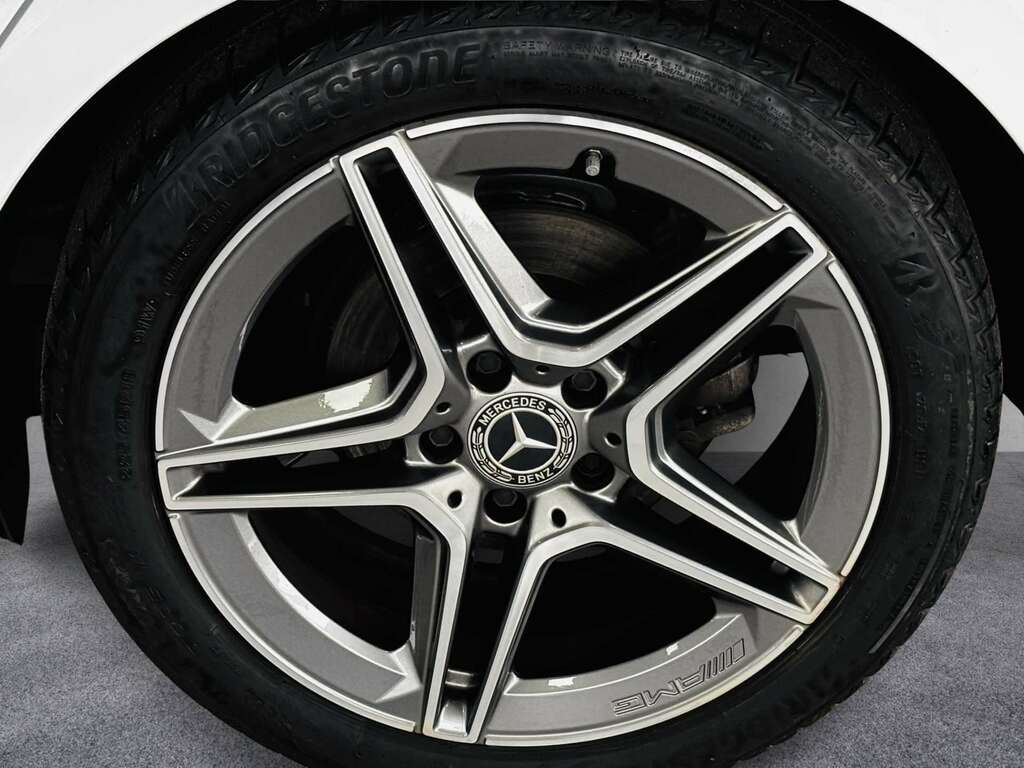 Mercedes-Benz A Class A180 Amg Line Executive 2024 KU24XMJ White #6