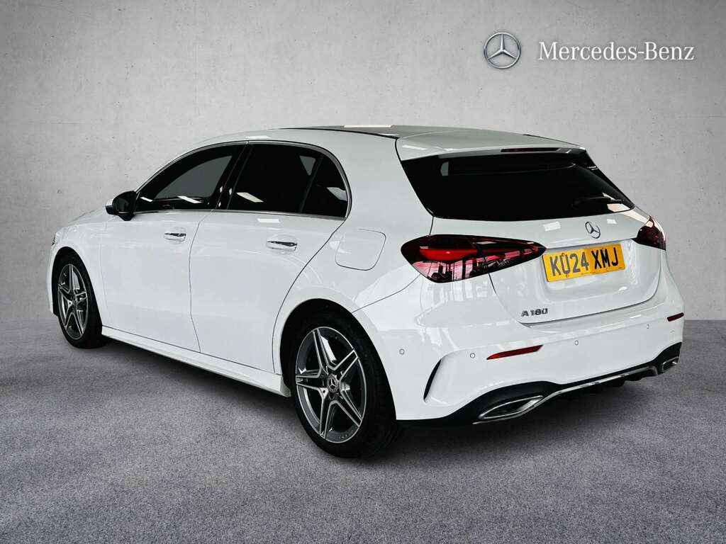Mercedes-Benz A Class A180 Amg Line Executive 2024 KU24XMJ White #4