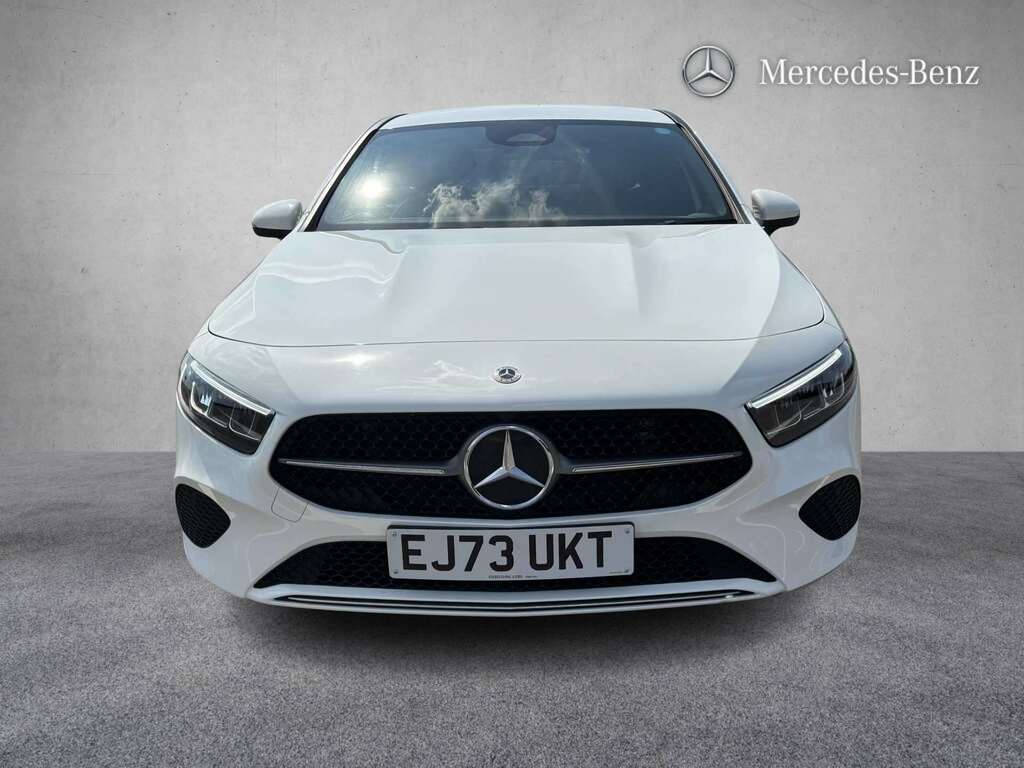 Mercedes-Benz A Class A180 Sport Executive 2023 EJ73UKT White #4