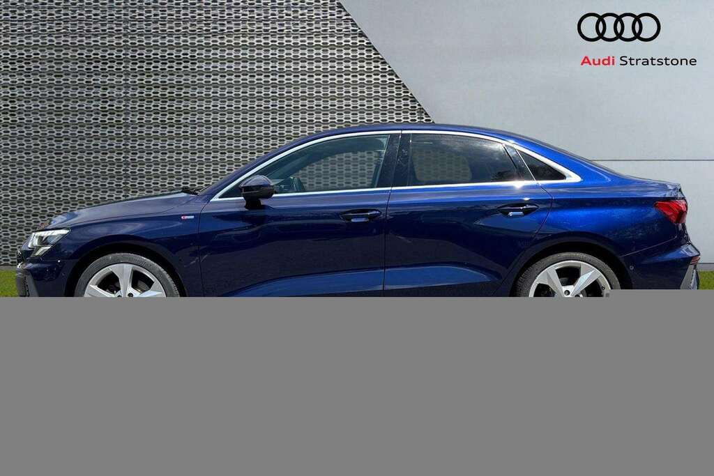 Audi A3 35 Tfsi S Line S Tronic 2023 VU73DUJ Blue #5