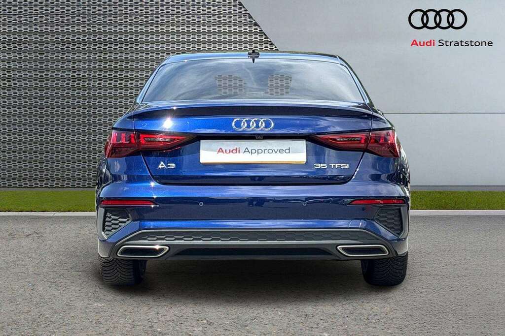 Audi A3 35 Tfsi S Line S Tronic 2023 VU73DUJ Blue #4