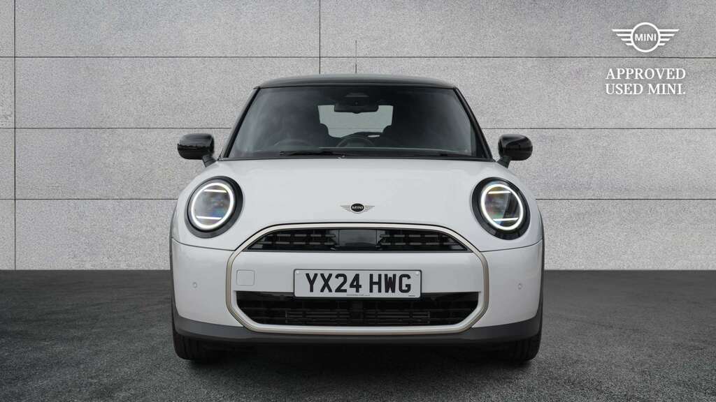 Mini Hatch 1.5 C Exclusive Level 1 2024 White #6