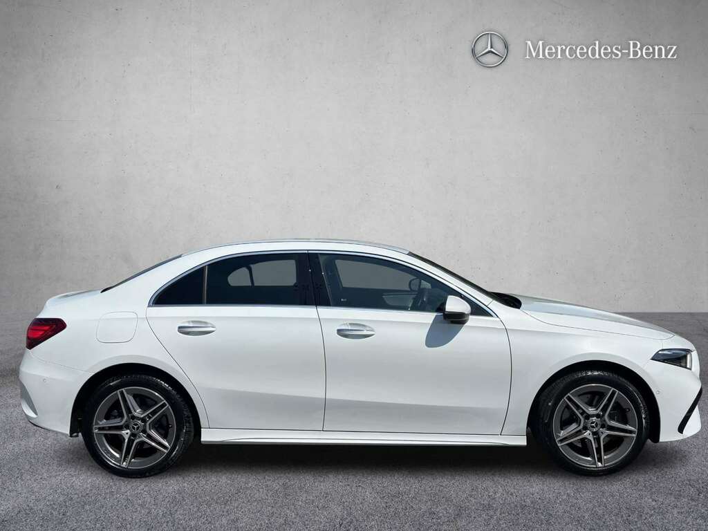 Mercedes-Benz A Class A250e Amg Line Premium 2023 White #2