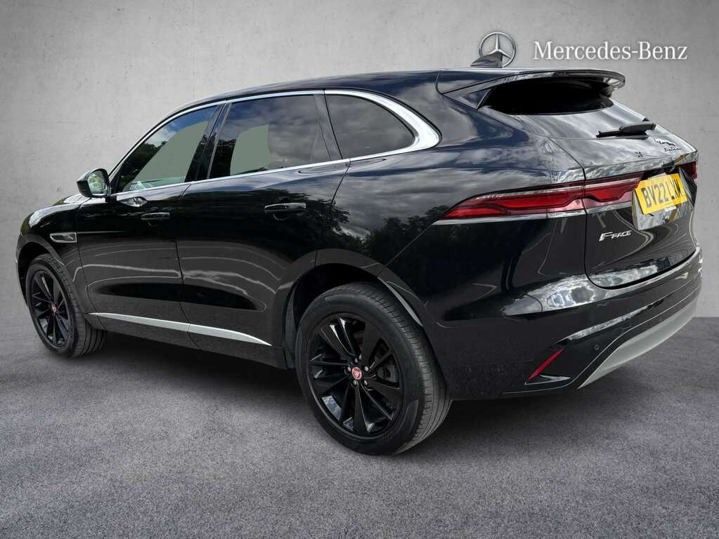 Jaguar F-Pace 2.0 D200 R-dynamic Se Awd 2022 BV22LXM Black #2