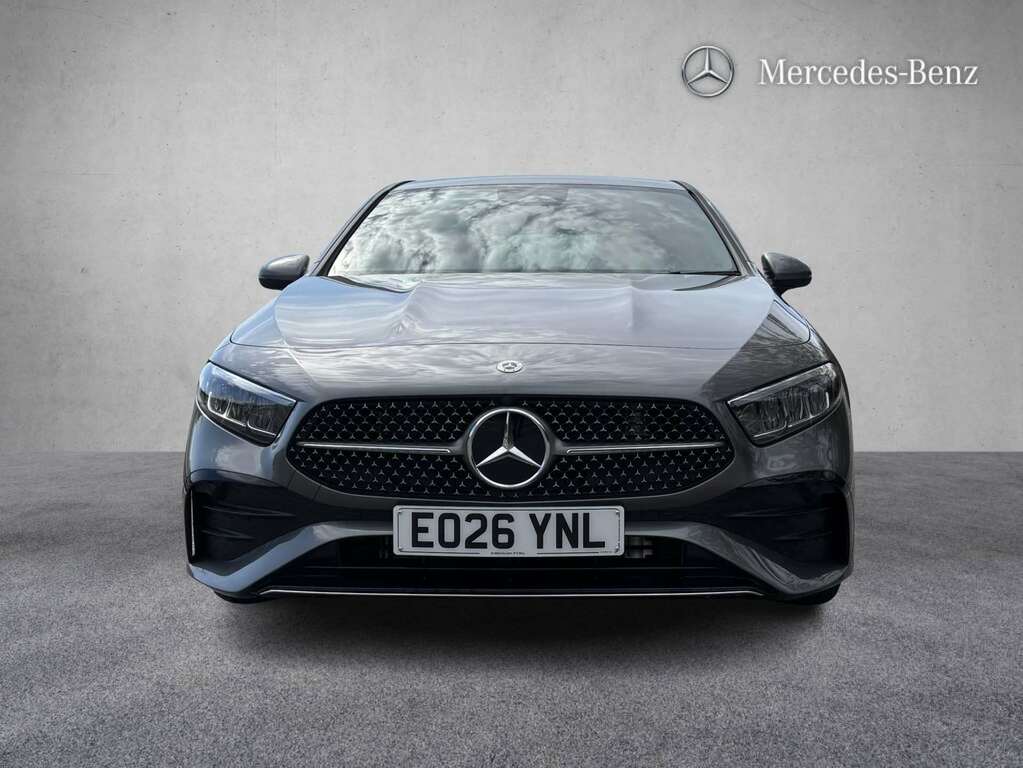 Mercedes-Benz A Class 1.3 A180h Mhev Amg Line Executive 7G-dct Euro 6 White #5