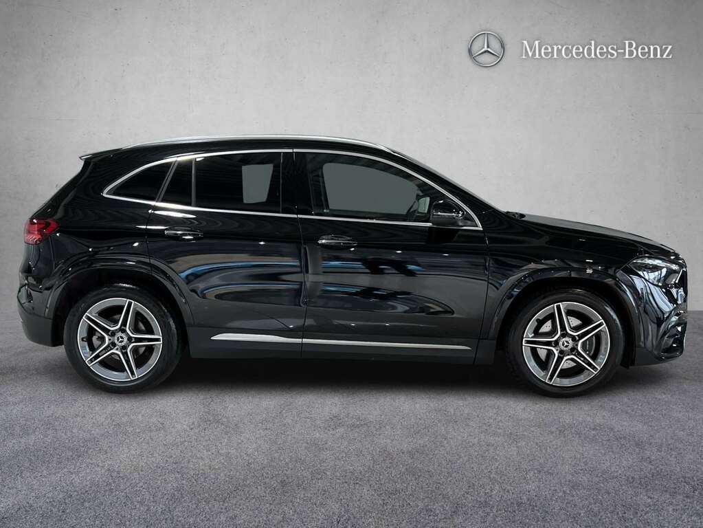 Mercedes-Benz GLA Class 200 Amg Line Executive 2024 Black