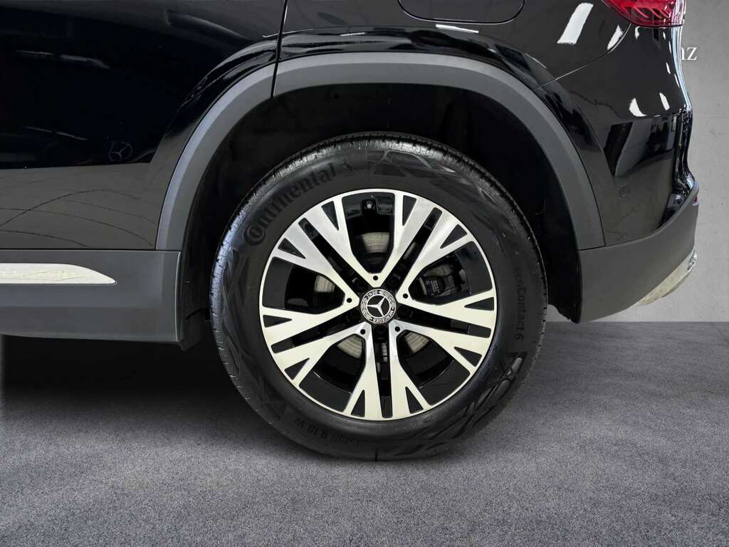 Mercedes-Benz GLA Class 200 Sport Executive 2024 SB74MDU Black #4