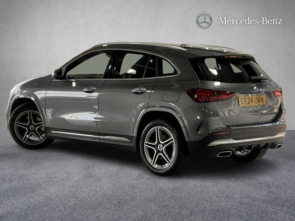 Mercedes-Benz GLA Class 200 Amg Line Executive 2024 Grey