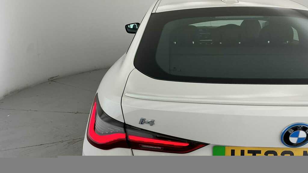 BMW i4 250Kw Edrive40 M Sport 83.9Kwh 2023 HT23MBF White #2
