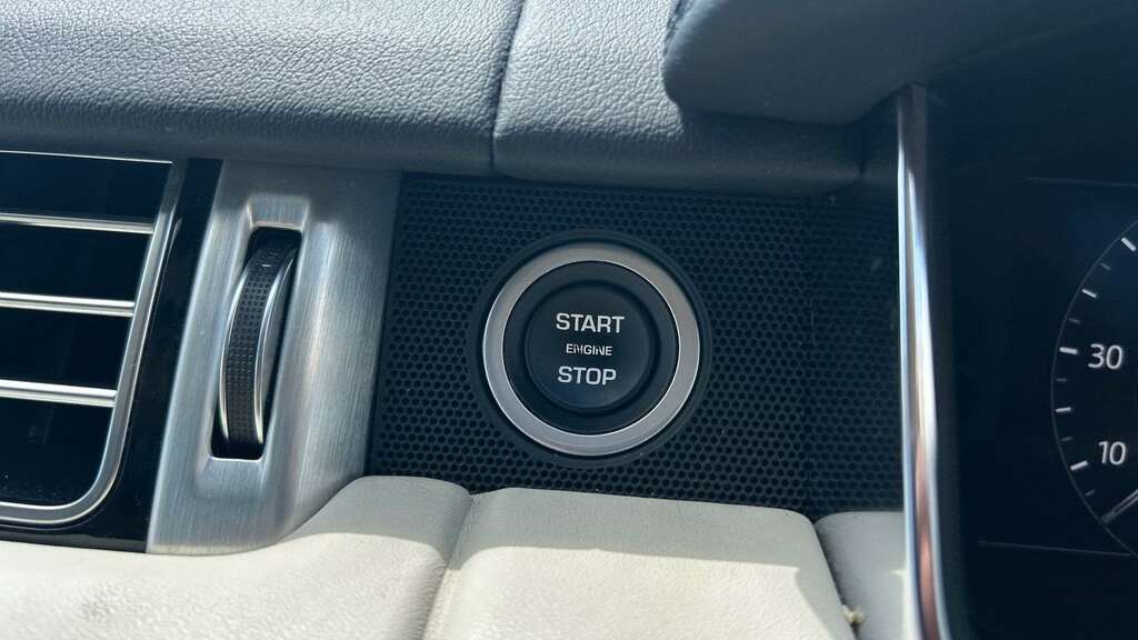 Land Rover Range Rover Rover Sdv6 4Wd Blue #32