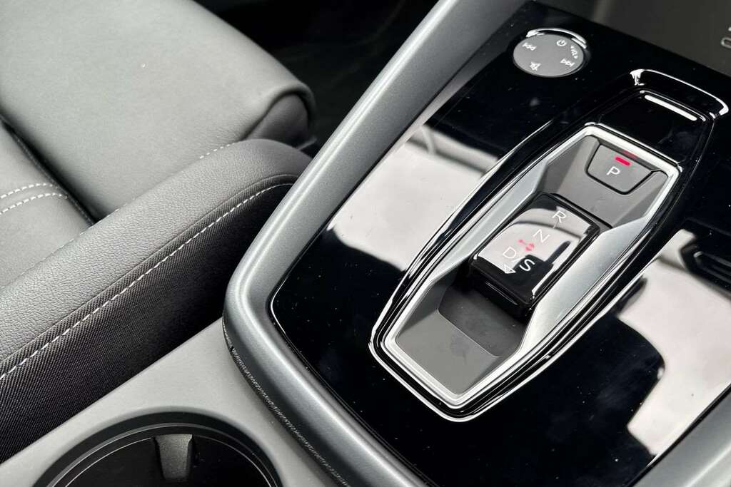 Audi A3 1.5 Tfsie S Line Sportback Plug-in Hybr FY26XKH Blue #14