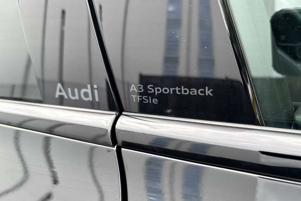 Audi A3 1.5 Tfsie S Line Sportback Plug-in Hybr FY26XKH Blue #38