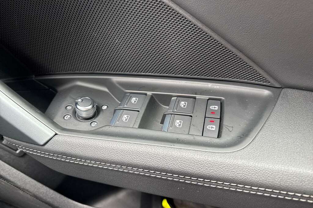 Audi A3 1.5 Tfsie S Line Sportback Plug-in Hybr FY26XKH Blue #13