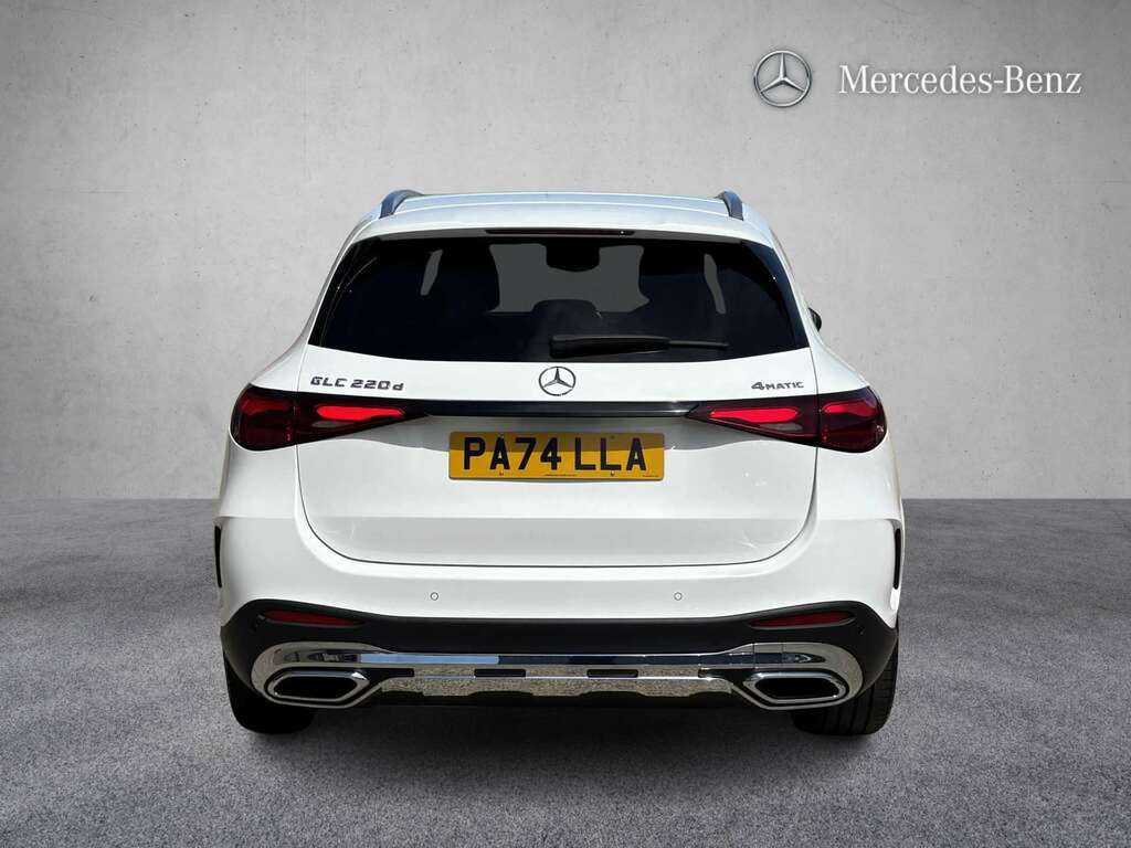 Mercedes-Benz GLC Class 220D 4Matic Amg Line Premium 9G-tronic 2024 PA74LLA White #3