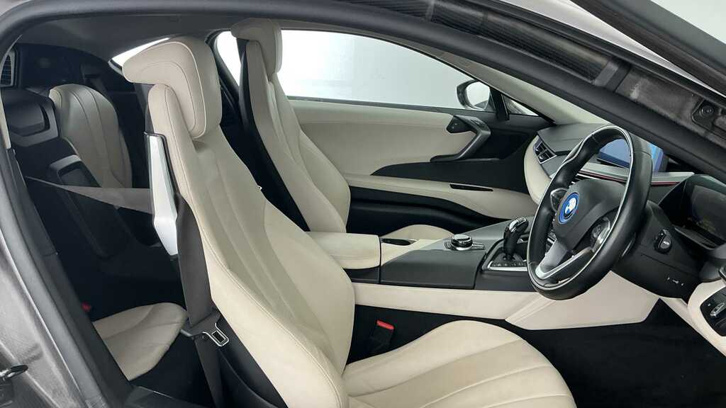 BMW i8 374 2018 White #3