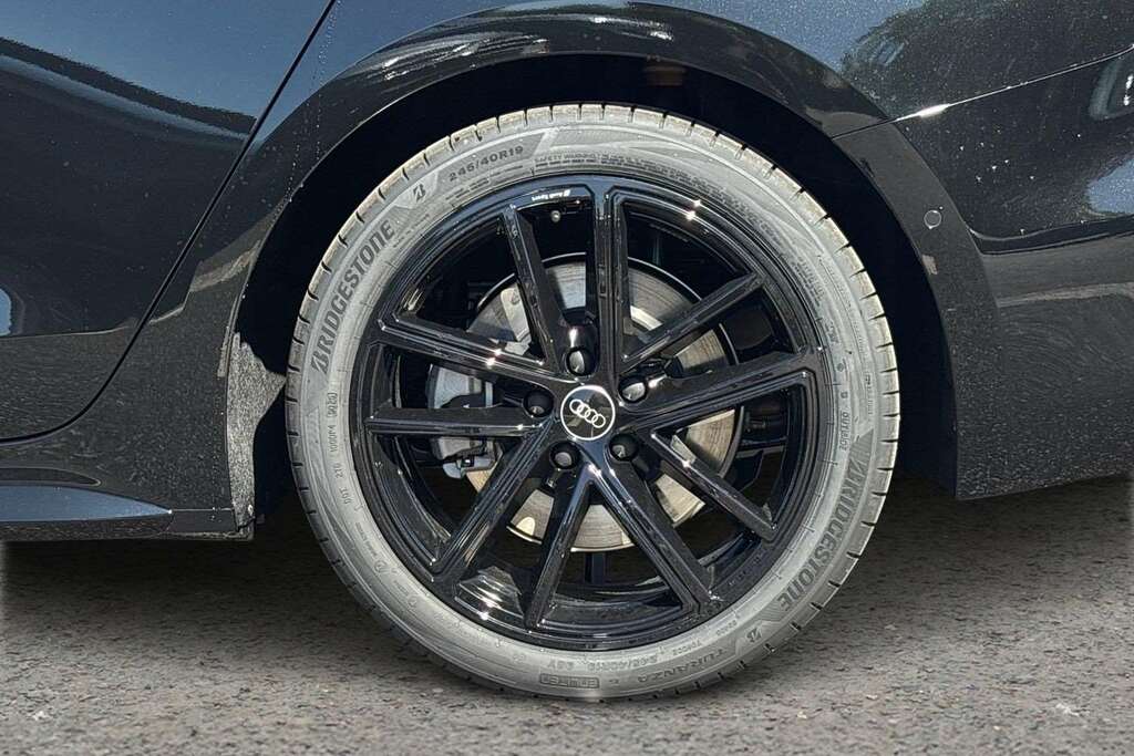 Audi A5 2.0 Tfsi 299 E Quattro Black Ed S Tronic 2026 Black #5