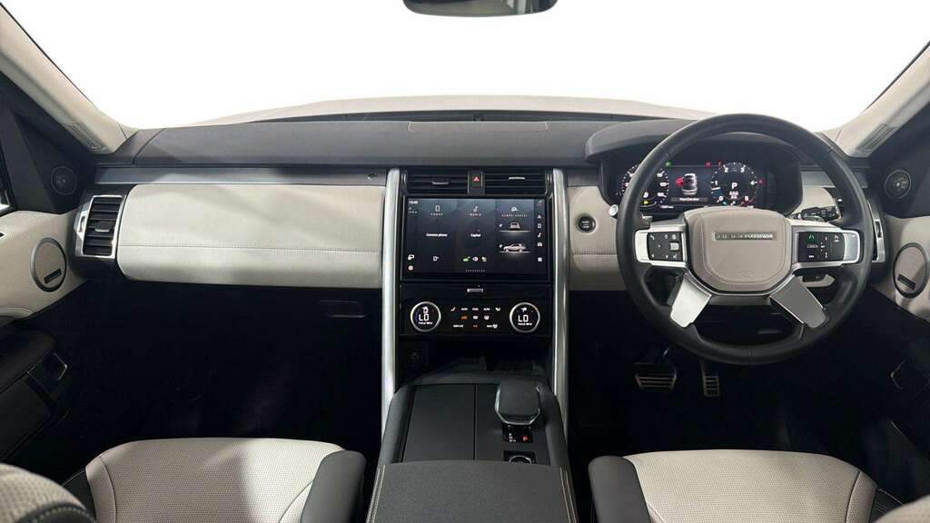 Land Rover Discovery 3.0 D300 Se Commercial Grey #9