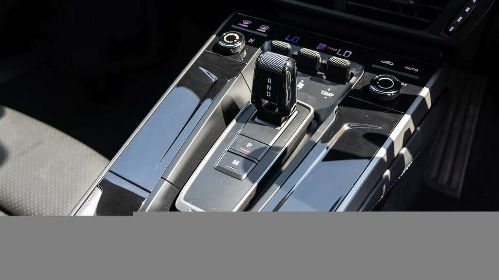 Porsche 911 Carrera 4S 2026 MD26LNV Grey #2
