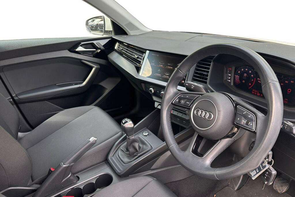 Audi A1 25 Tfsi Technik 2023 VA23KLX White #6