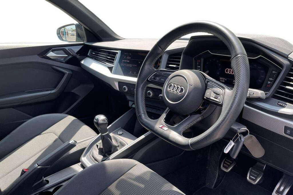 Audi A1 30 Tfsi 110 Black Edition 2023 LM73HBJ White #6