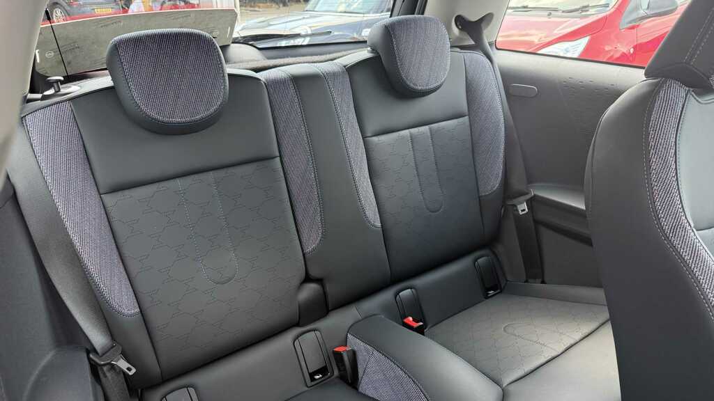 Mini Hatch 1.5 C Classic Level 1 2024 YP74UMR White #5