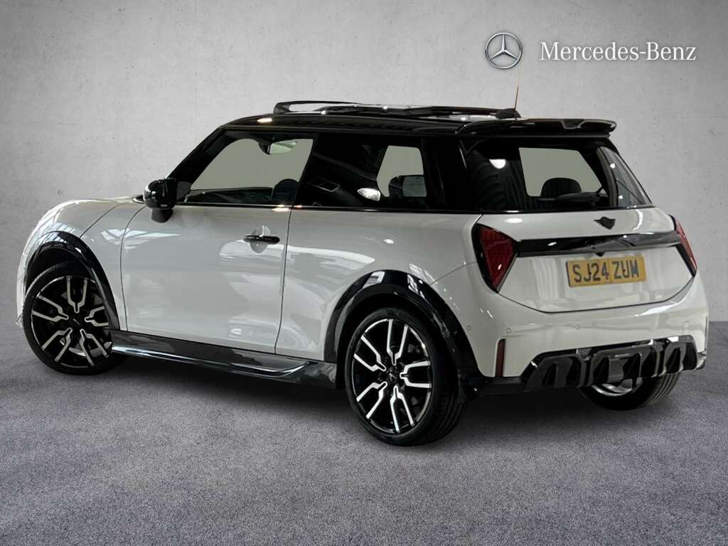 Mini Hatch 1.5 C Sport 2024 SJ24ZUM White #2