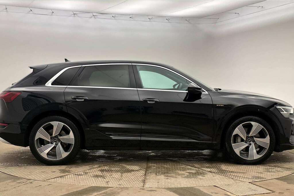 Audi E-tron 230Kw 50 Quattro 71Kwh Sport 22Kwch Blue #9