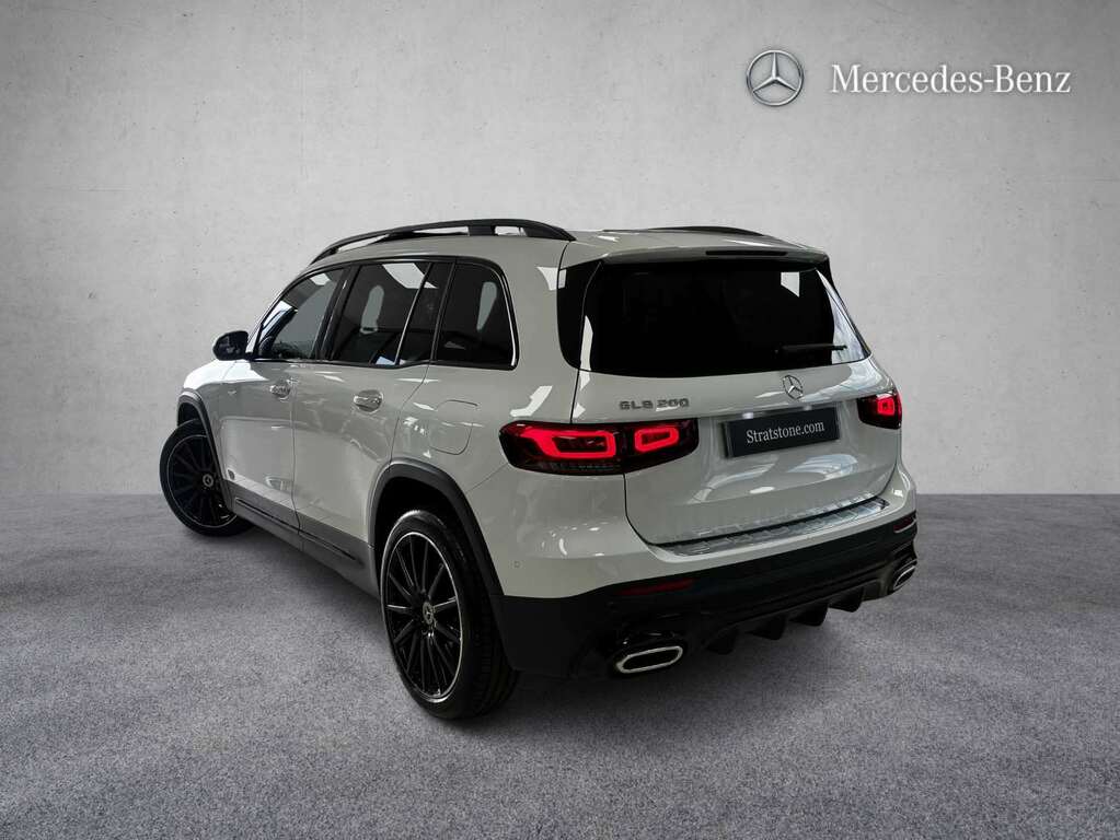 Mercedes-Benz GLB Class 200 Amg Line Premium Night Ed 7G-tronic 2023 KP23HWW White