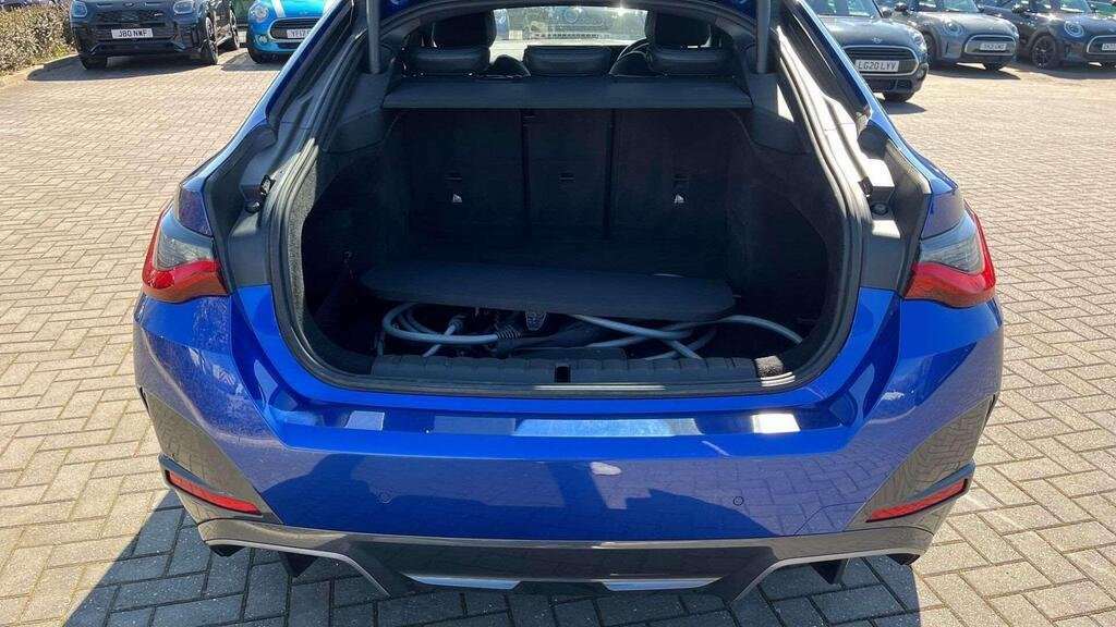 BMW i4 40 83.9Kwh M Sport Gran Coupe Ed Grey #9