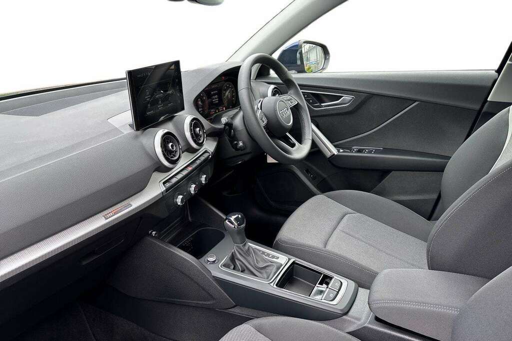 Audi Q2 35 Tfsi Sport S Tronic 2025 #2