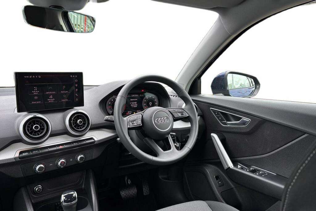 Audi Q2 Audi Estate 35 Tfsi Black Edition S Tronic Blue #19