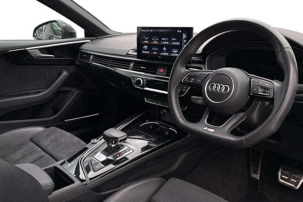 Audi A5 35 Tfsi Black Edition S Tronic Comfortsound Black #4