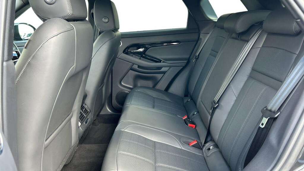 Land Rover Range Rover Evoque 2.0 D200 Dynamic Hse 2023 Grey #4