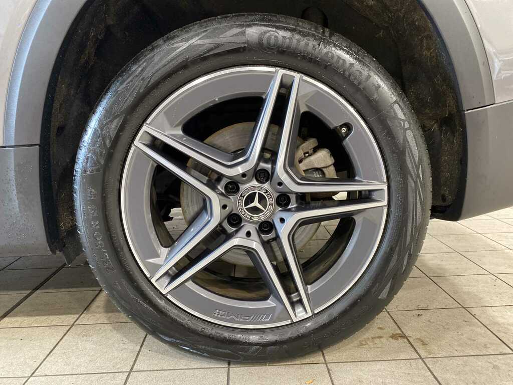 Mercedes-Benz GLB Class 1.3 Glb200h Mhev Amg Line Premium Suv #13