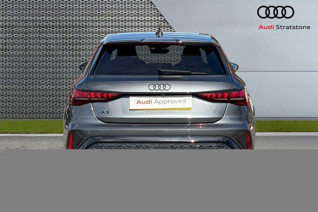 Audi A3 1.5 Tfsi 150 Black Edition S Tronic 2025 BL75EEG Grey #6