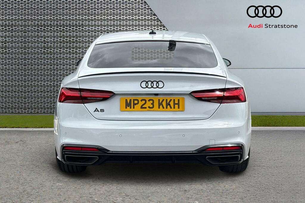 Audi A5 35 Tfsi Black Edition S Tronic 2023 White #3