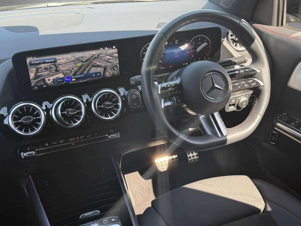 Mercedes-Benz GLA Class 200D Amg Line Executive 2025 KP75LHA Black #3