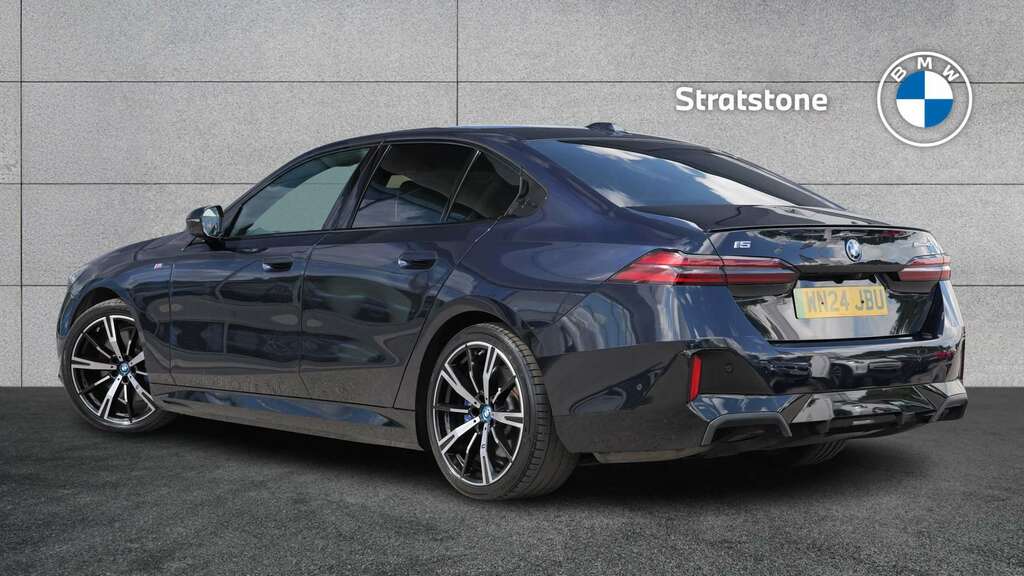 BMW i5 250Kw Edrive40 M Sport Pro 84Kwh 2024 Black #2