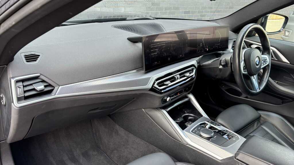 BMW 4 Series 420I Xdrive M Sport Step 2024 FD24BLF Black #5