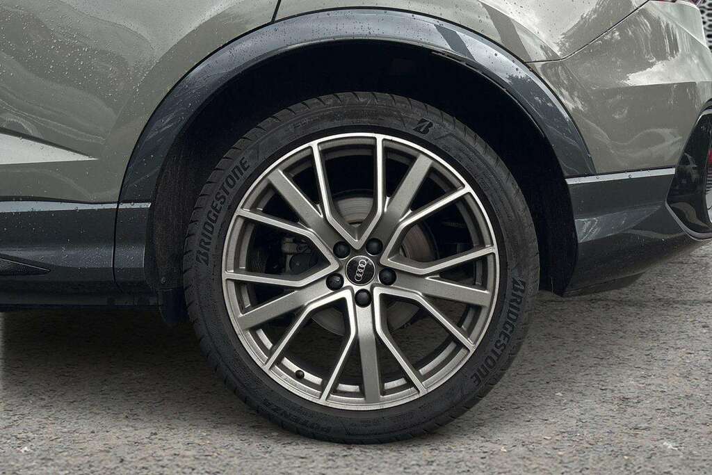 Audi Q3 35 Tfsi Black Edition S Tronic 20 Alloy 202 MW75SZN Grey #5