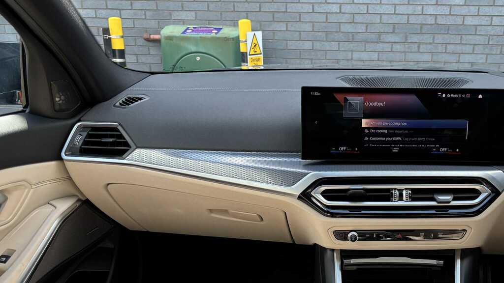 BMW 3 Series M340i Xdrive Mht Step 2023 PJ73RFZ Grey #5