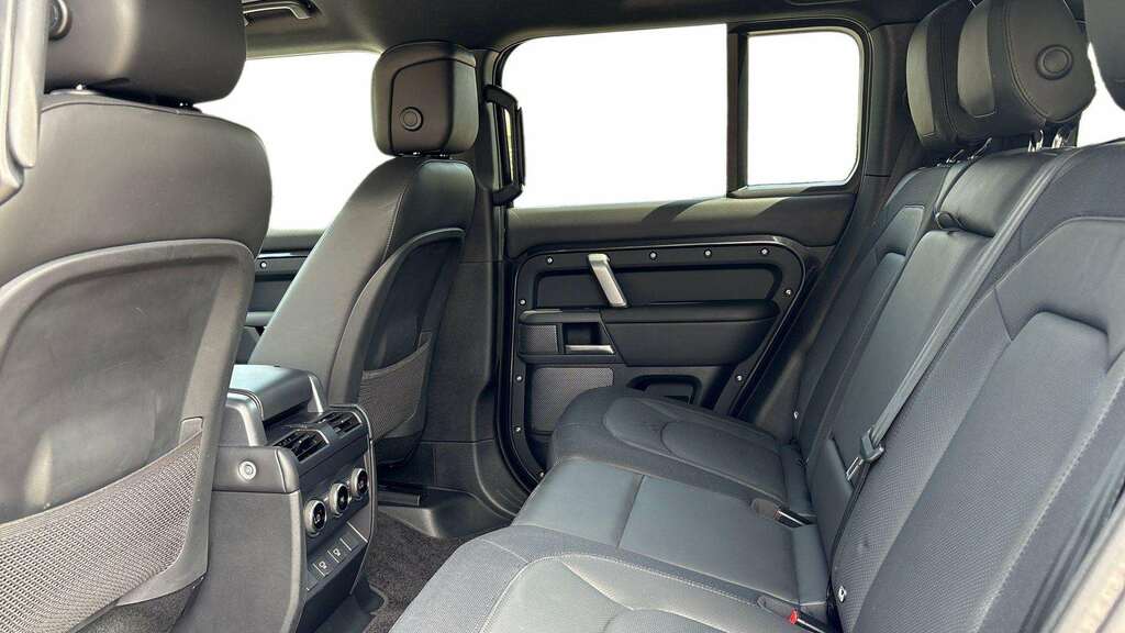 Land Rover Defender 110 3.0 D250 X-dynamic Hse 110 2023 FJ73ZBN Grey #4