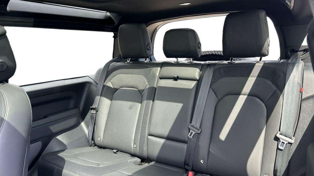 Land Rover Defender 90 3.0 D300 X-dynamic Hse 90 2023 Grey #4