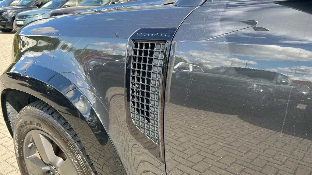 Land Rover Defender 90 5.0 P525 V8 Carpathian Edition 90 Grey #18