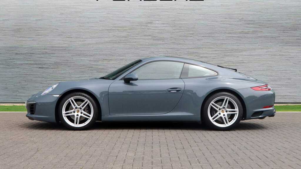 Porsche 911 Carrera S-a 2017 CK66YCV Grey #4