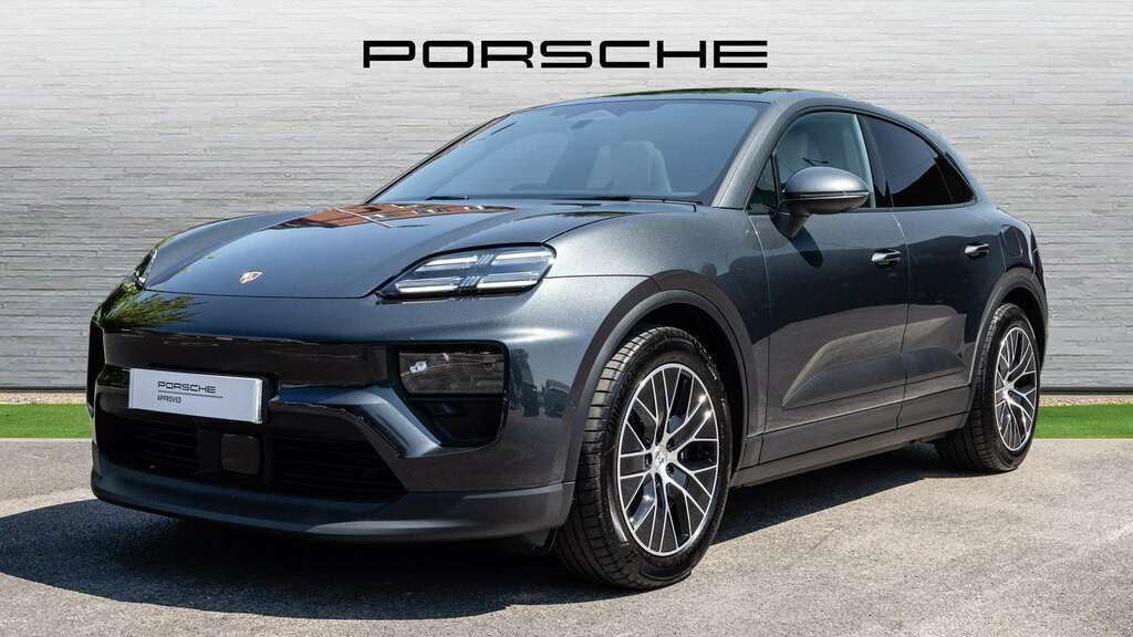 Porsche Macan 4 2026 Grey
