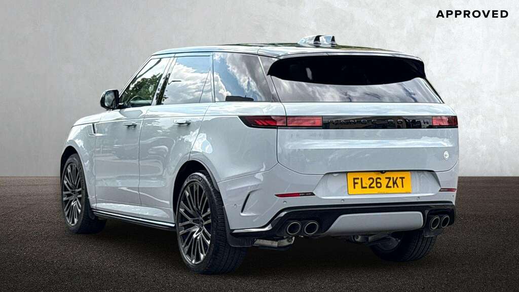 Land Rover Range Rover Sport 4.4 P635 V8 Sv 2026 Grey #2